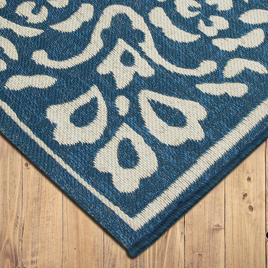 5' x 7' Blue Traditional Medallion Outdoor Rug