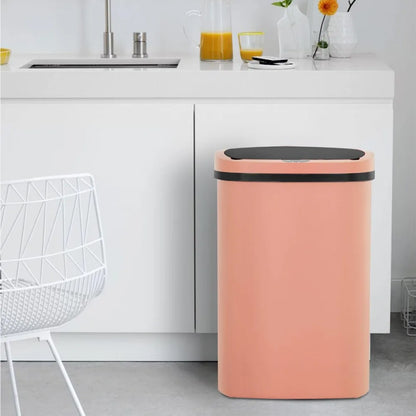 Trash Can with Automatic Lid