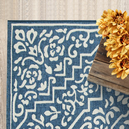 5' x 7' Blue Traditional Medallion Outdoor Rug