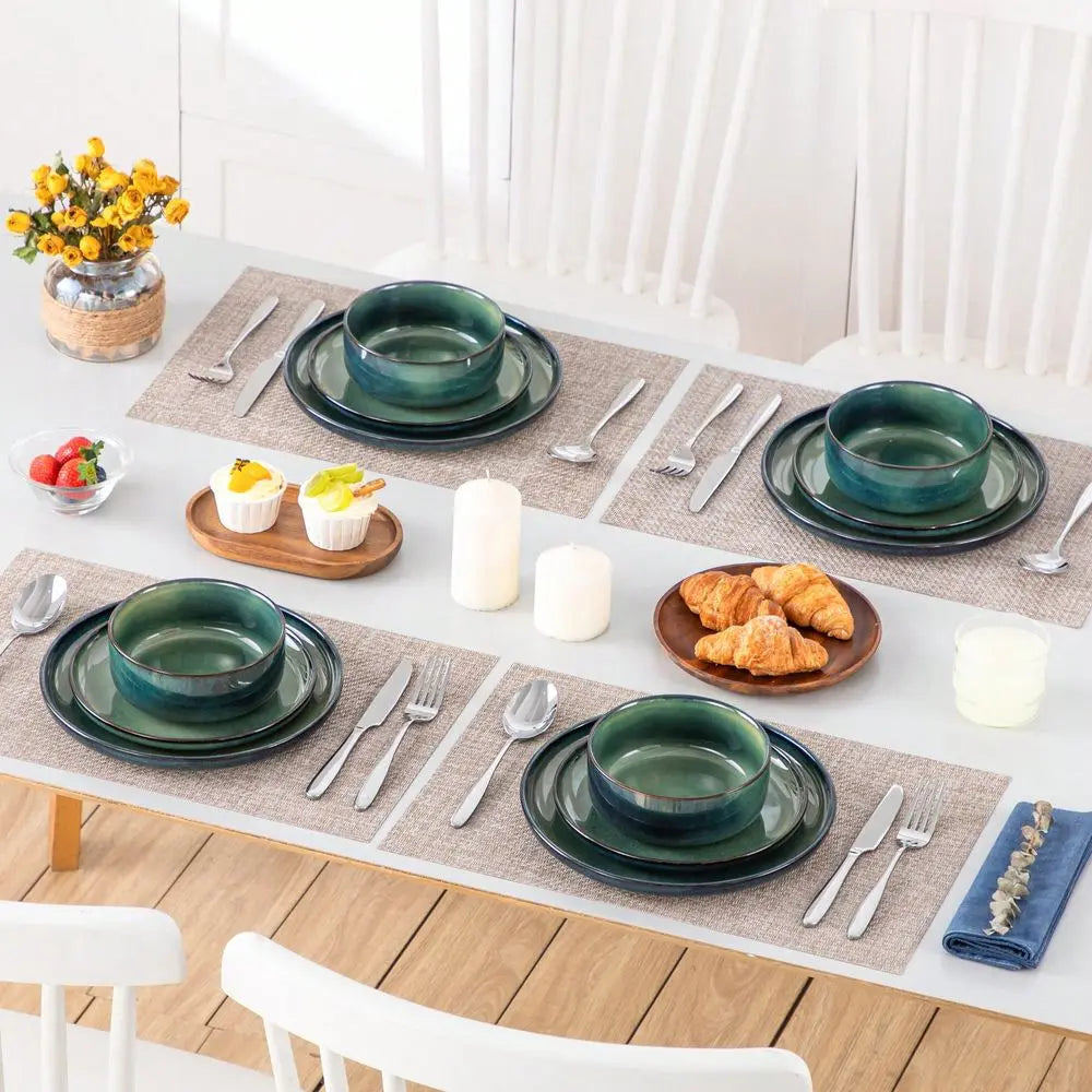 12 Pieces Dinnerware Set