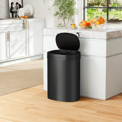 Trash Can with Automatic Lid