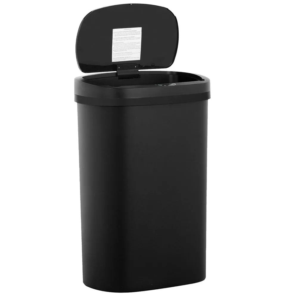 Trash Can with Automatic Lid