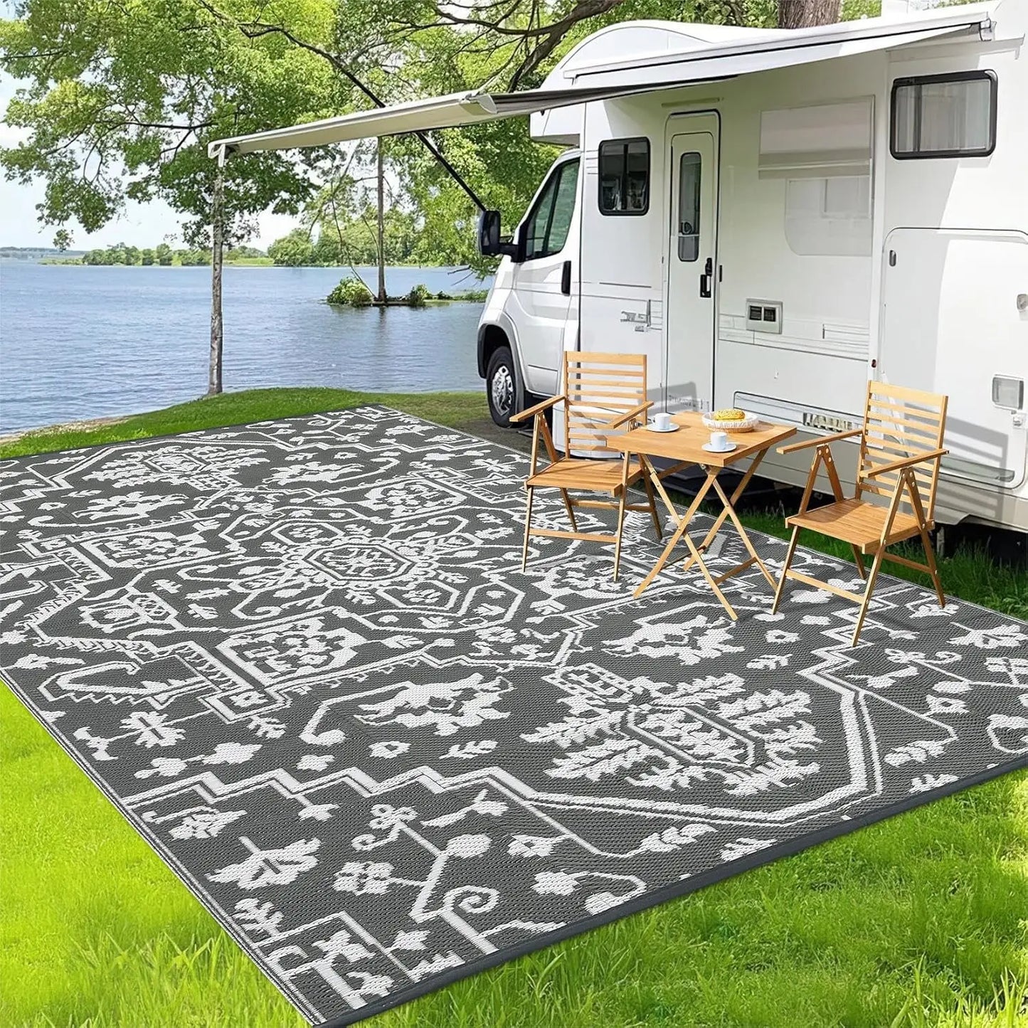 Waterproof Outdoor Rug Stain-Resistant Plastic Straw Carpet