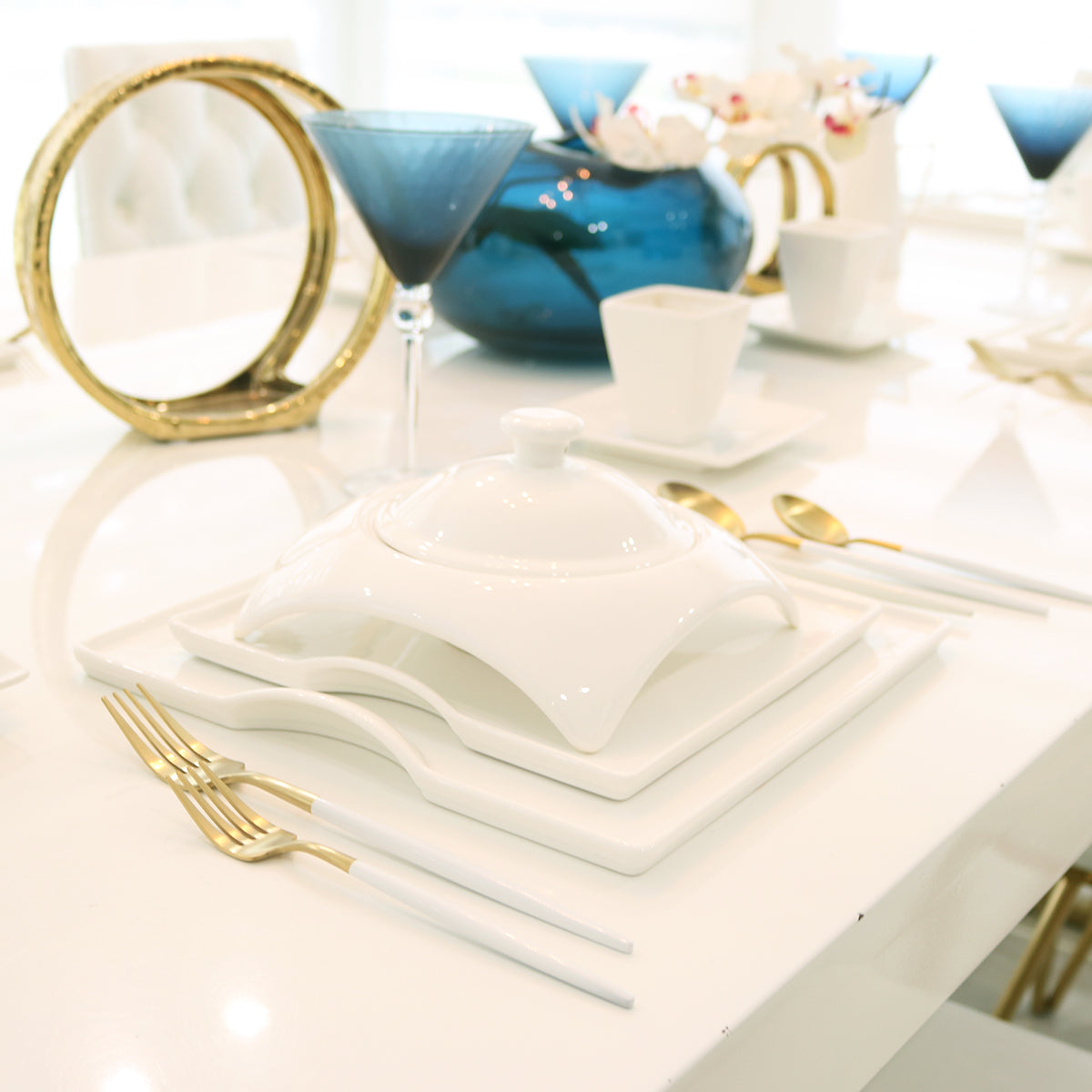 Porcelain Dinnerware Set